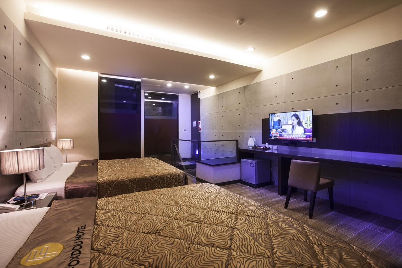 Foxdou Business Motel Đài Nam Ngoại thất bức ảnh