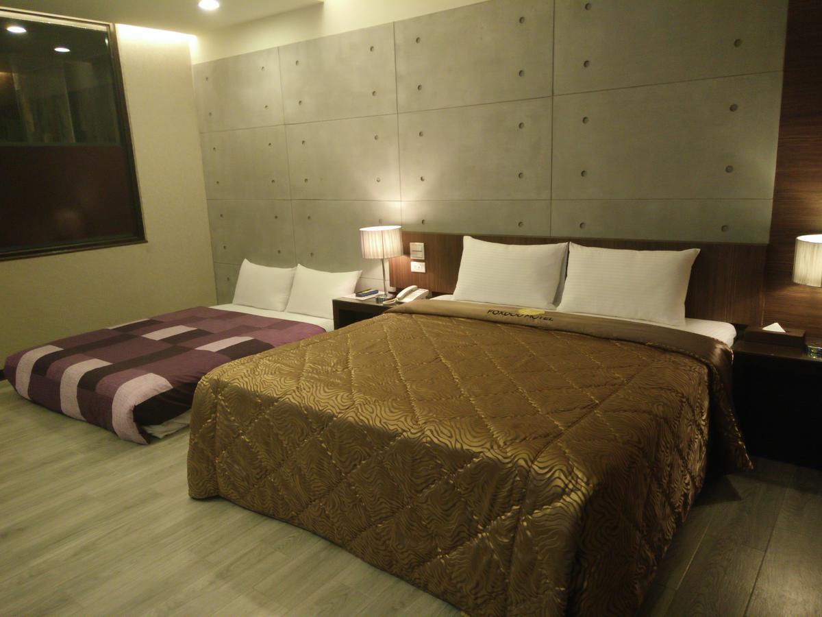 Foxdou Business Motel Đài Nam Ngoại thất bức ảnh