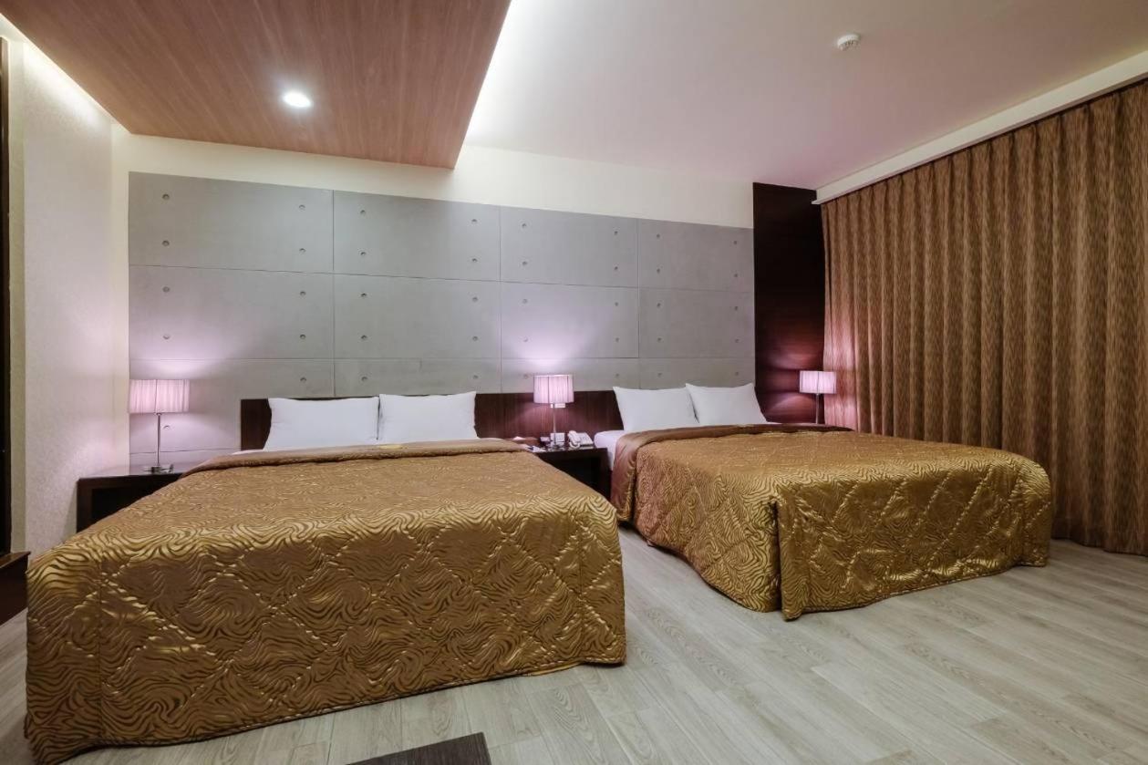 Foxdou Business Motel Đài Nam Ngoại thất bức ảnh